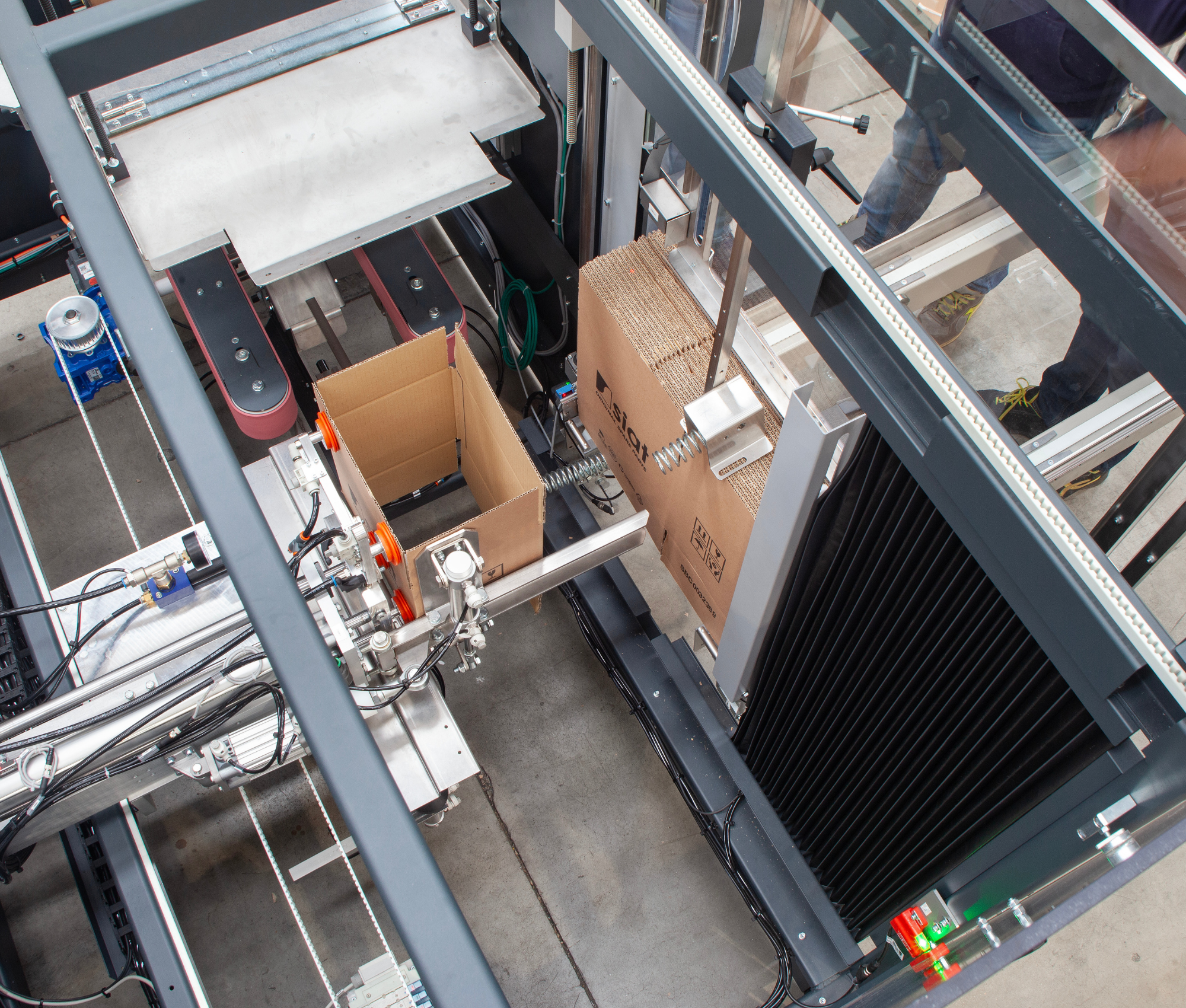 EZ-BOX 20 helautomatisk kartongresare